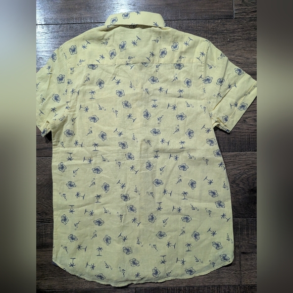 Bruno Milano Mens Short Sleeve Shirt Button Up Small NWT Yellow Flamingos Trees - Picture 11 of 16